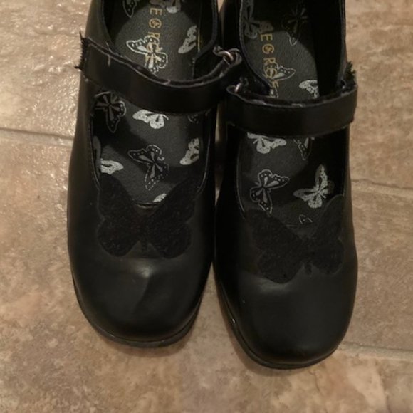 George Mary Jane Black Dress Shoes Girls Size 2 - Picture 7 of 9
